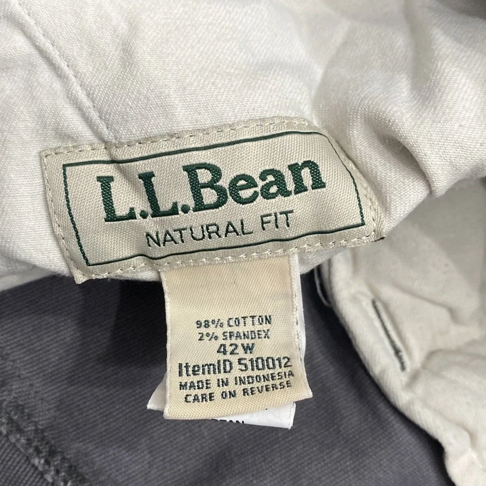 L.L. Bean Shorts Natural Fit Pathfinder Stretch Men's Gray 42 Canvas Work Hiking